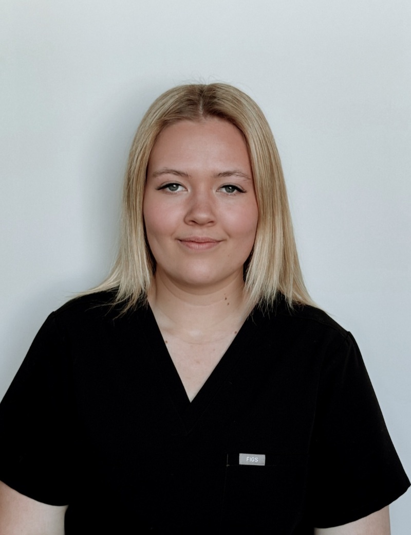 Danika(Dani) Desmond