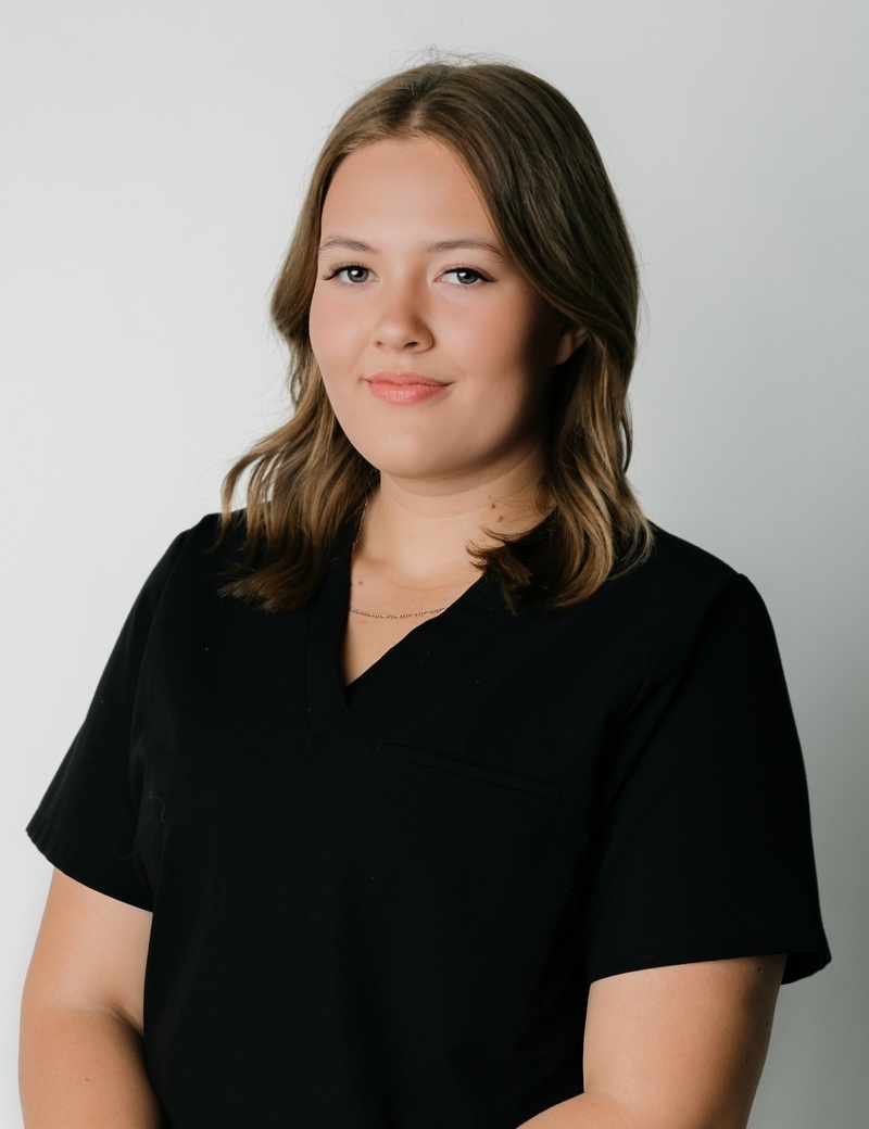 Danika(Dani) Desmond