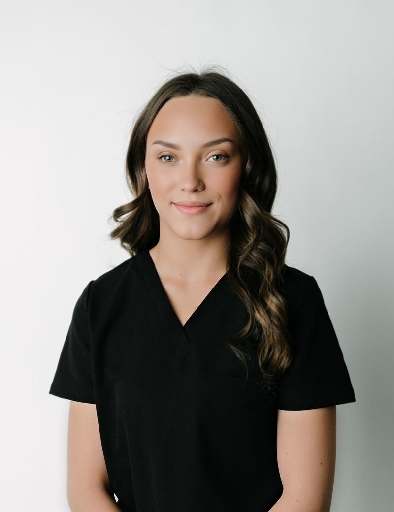 Bobby Amstutz(Student Therapist)