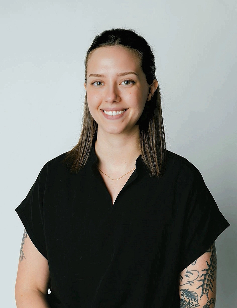 Taryn Oseen(Student Therapist)