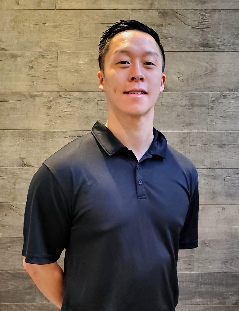 Photo of Dr. Alexander Tran