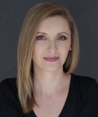 Book an Appointment with Lisa Thomson for Adult Therapy