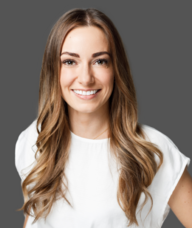 Book an Appointment with Sarah Spicer for Adult Therapy