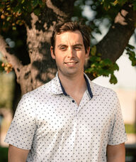 Book an Appointment with Dr. Brett Herlehy for Chiropractic
