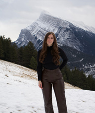 Book an Appointment with Iva Lang for Online Free Counselling by Volunteer Counsellors