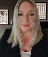 Book an Appointment with Kelly Halliday at Checking In- Fort Erie- 75 Robinson St