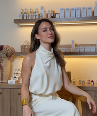 Book an Appointment with Rena F. for Ionixlight Bespoke Facials