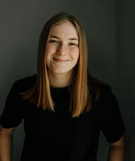 Book an Appointment with Aliya Toews for Basic (First Year) Student Massage