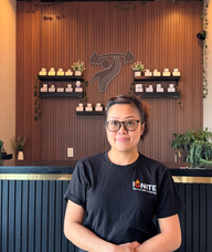 Book an Appointment with Nichapa Rungvittayanum for Massage Therapy