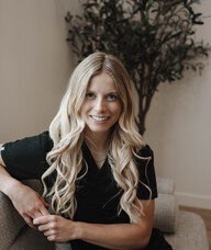 Book an Appointment with Keeley Oman for Consultations