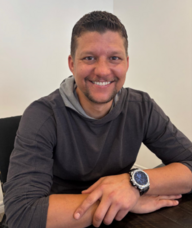 Book an Appointment with Noah Vera for Massage Therapy