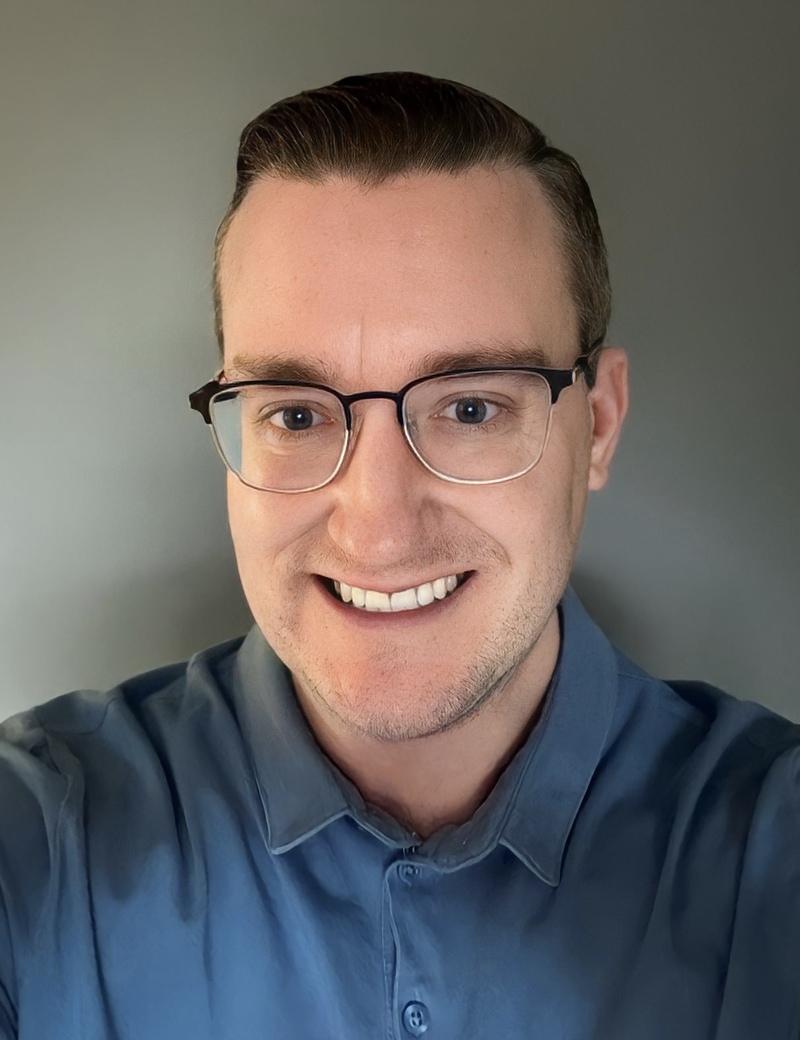 Dr. Derek Martyniuk