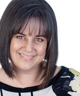 Book an Appointment with Dr. Joan MacMillan at motus HEALTH Sarnia