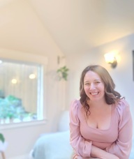 Book an Appointment with Malakai Rose Button for Acupuncture