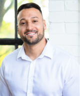 Book an Appointment with Dr. Ammar Spouh at OAK Physio & Wellness | Physiotherapy Clinic in Oakville