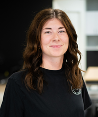 Book an Appointment with Delainey Toews for Athletic Therapy